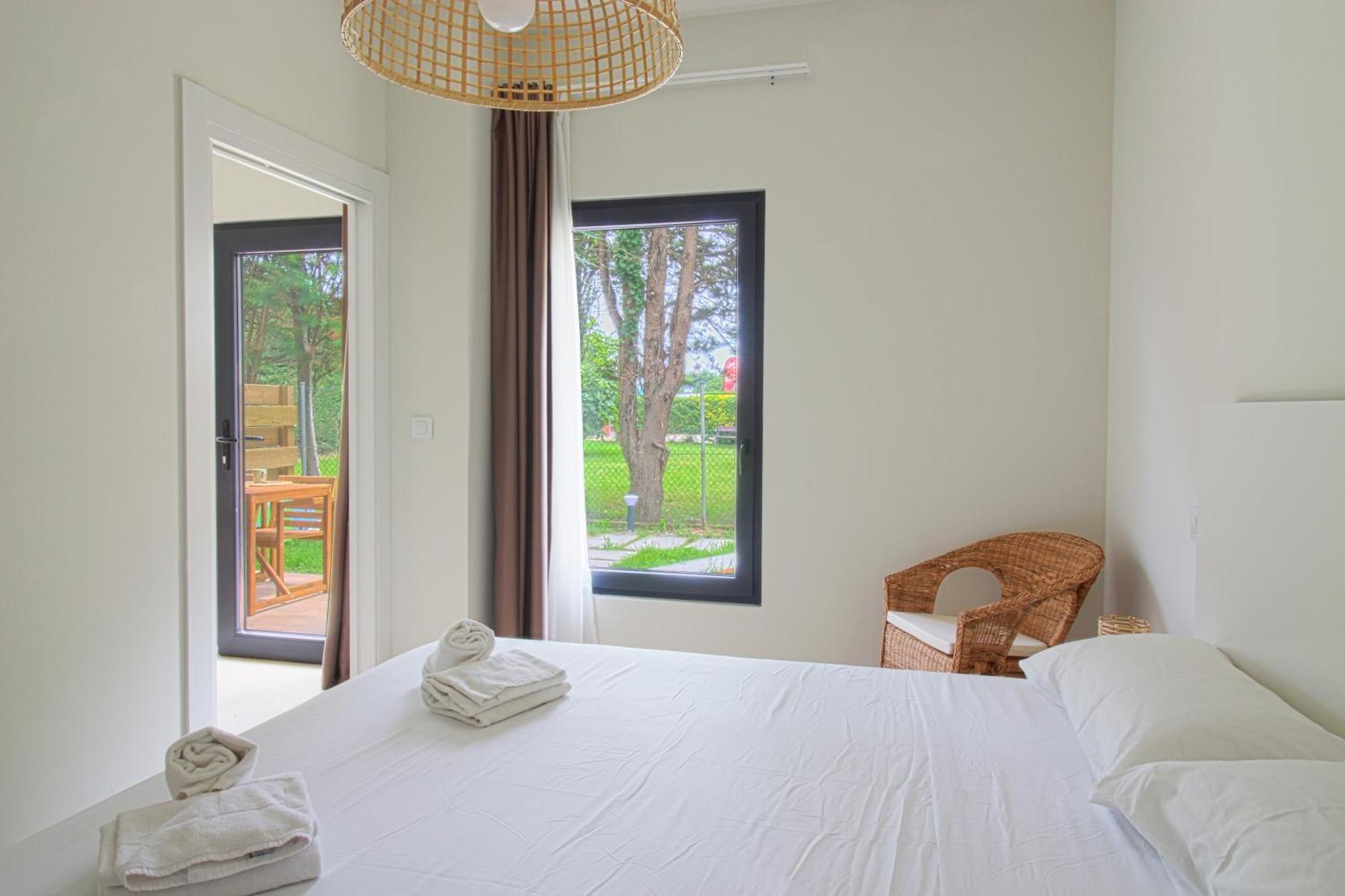 Apartamentos Costa Meron San Vicente De La Barquera Eksteriør billede