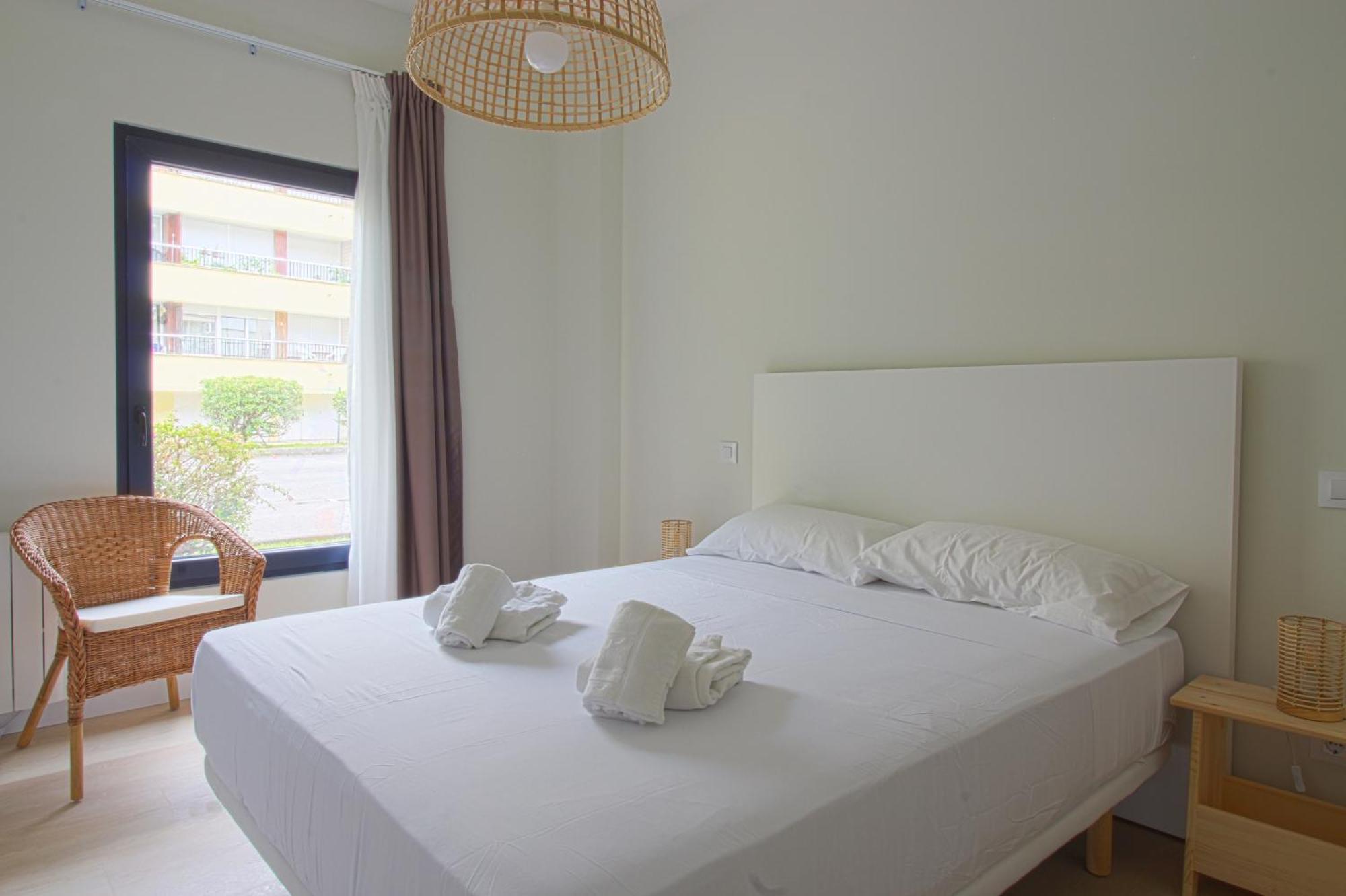Apartamentos Costa Meron San Vicente De La Barquera Eksteriør billede
