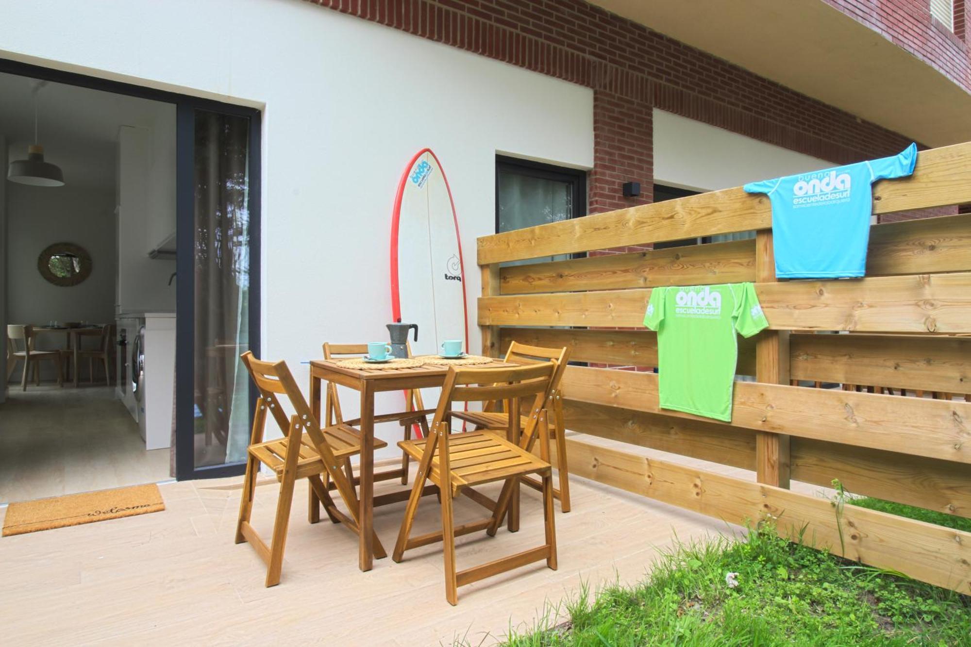 Apartamentos Costa Meron San Vicente De La Barquera Eksteriør billede