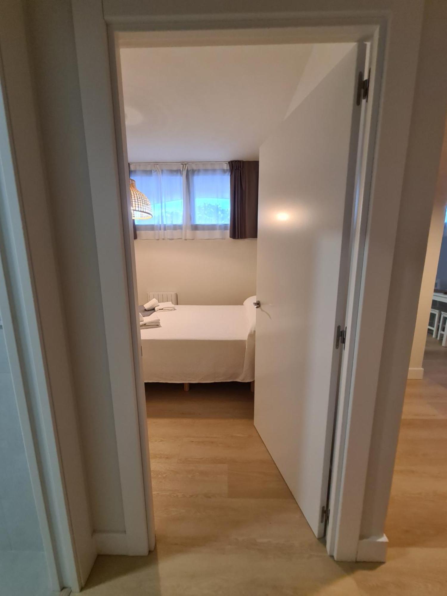 Apartamentos Costa Meron San Vicente De La Barquera Eksteriør billede