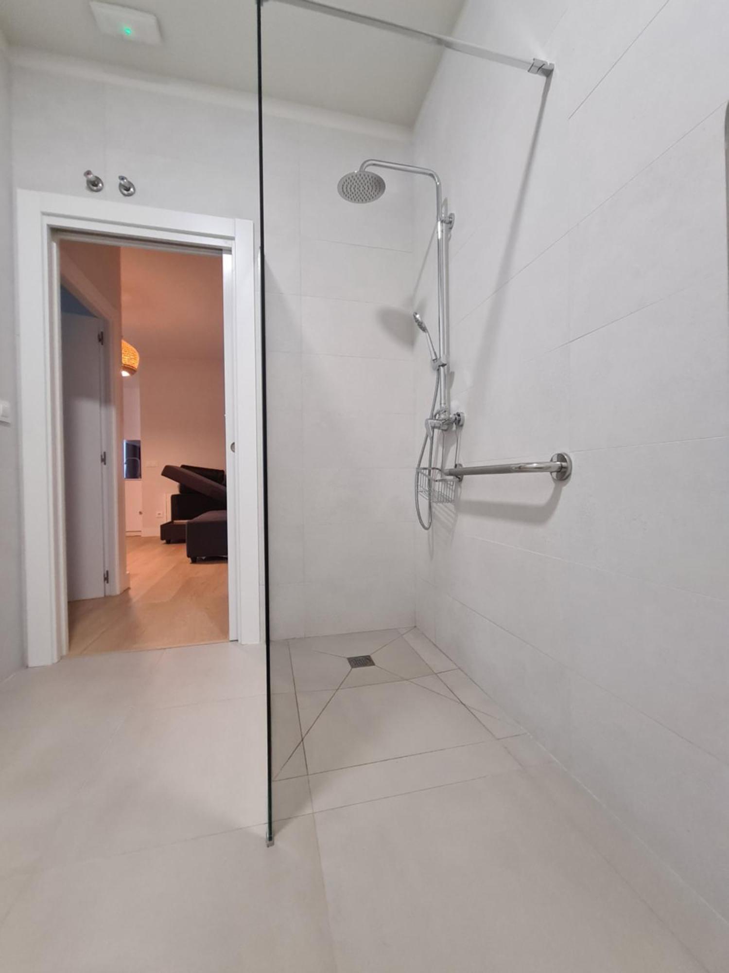 Apartamentos Costa Meron San Vicente De La Barquera Eksteriør billede
